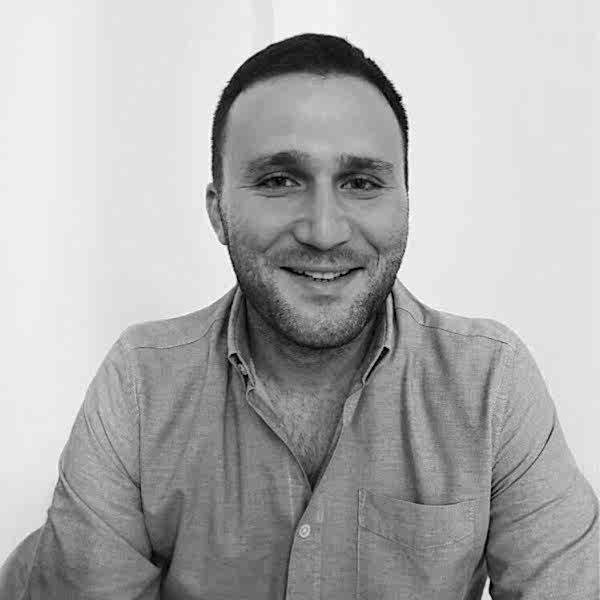 Mert Ulusoy 68 0URRMhu8PTM6kfANyenNSb3LZ8RWQ1 metaMTU4MjI3NDEyOTgyOS5qcGc 600x600 1